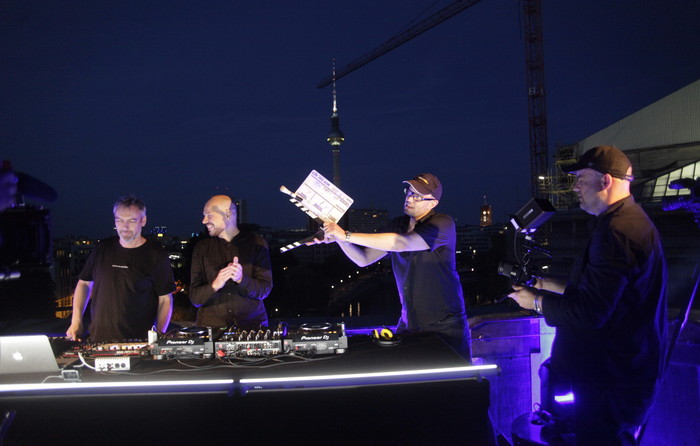 D-Nox & Beckers legen auf dem Dach des Berliner Bode-Museums auf